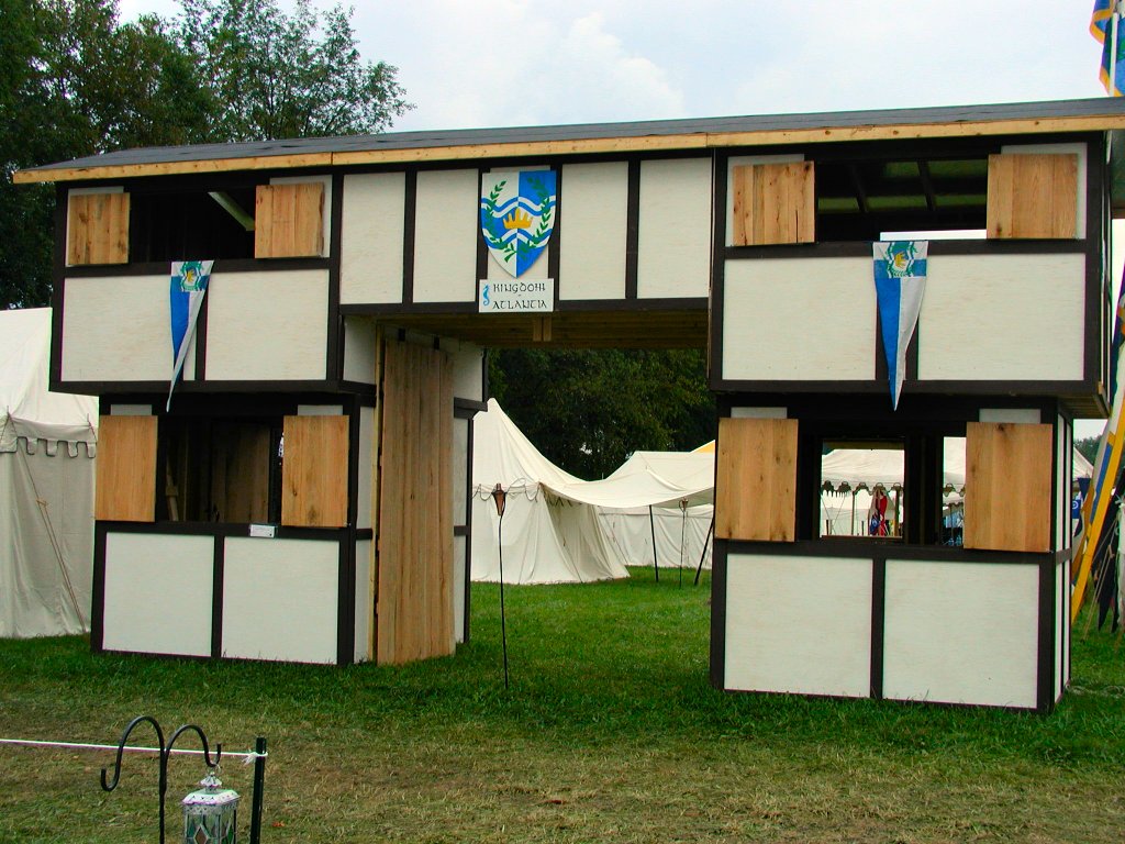 Gate House-3.JPG